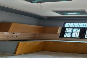 Furnished Amenities in 1 RK Independent House at Abadin Square, Yahiyaganj – for Sale