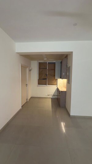 Dining Room in 3.5 BHK Apartment at Emaar Palm Hills, Sector 77 – for Rent