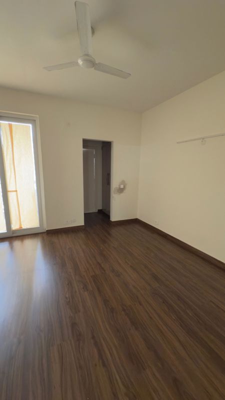 3.5 BHK + Servant Room,Extra Room Apartment For Rent in Emaar Palm Hills