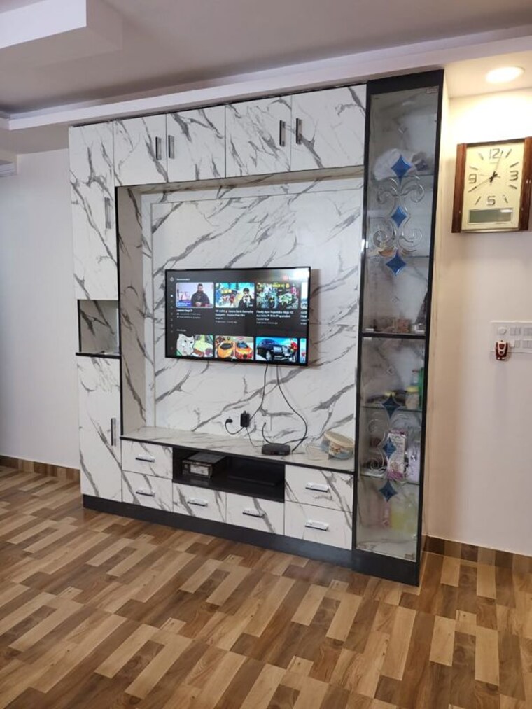 Room, sector 85 3 Bedroom 350 Sq.Yd. Builder Floor In Sector 85 Faridabad 10188409