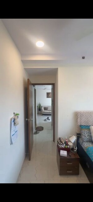 Furnished Amenities in 1 BHK Apartment at JP Eminence, Andheri West – for Rent