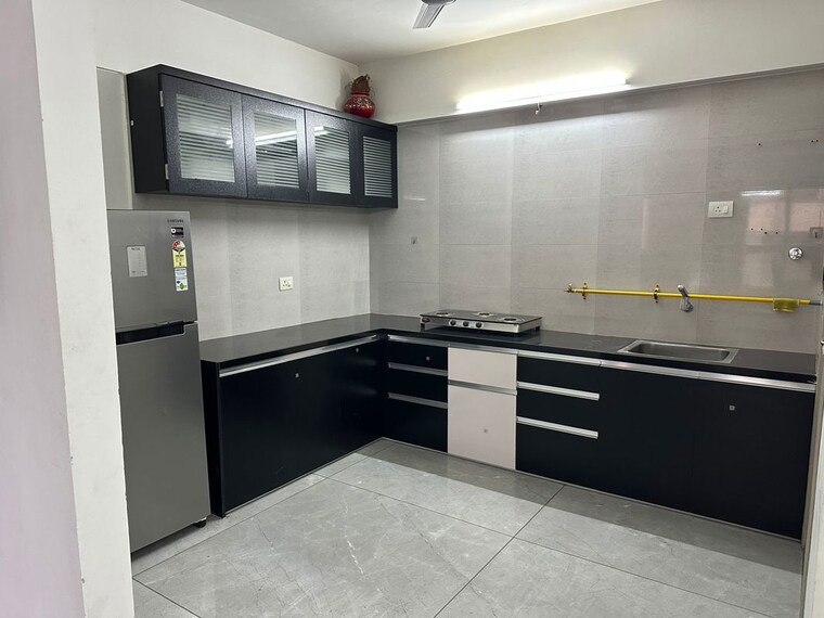 Kitchen, sargasan 2 Bedroom 224 Sq.Yd. Apartment In Sargasan Gandhinagar 10188407