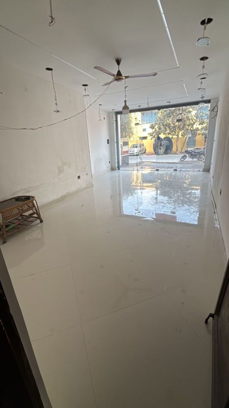 undefined, rajender nagar Commercial Office Space 500 Sq.Ft. In Rajender Nagar Dehradun 10188413