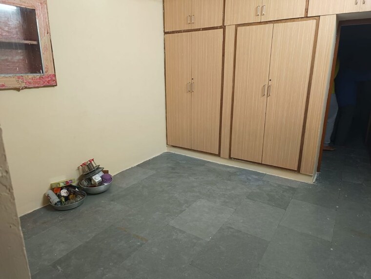 Room, jivraj park 1 Bedroom 990 Sq.Ft. Villa In Jivraj Park Ahmedabad 10188327