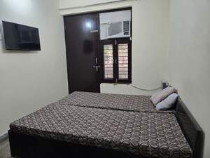 Bedroom in 1 BHK Builder Floor at Sector 47 – for Rent