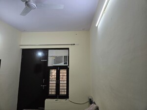 Room in 1 BHK Builder Floor at Sector 47 – for Rent