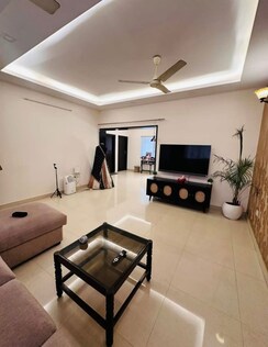 3 BHK + Pooja Room,Servant Room,Study Room,Extra Room Apartment For Sale in Vasant Kunj