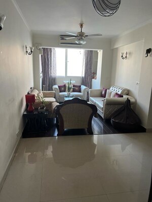 Living Room in 3.5 BHK Apartment at Suncity Essel Tower, Sector 28 – for Rent