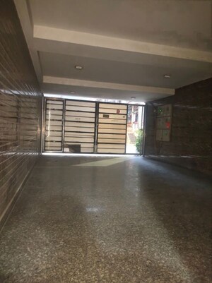 Room in 2 BHK Builder Floor at Lajpat Nagar 4 – for Rent