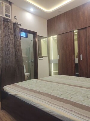 Room in 2 BHK Builder Floor at Lajpat Nagar 4 – for Rent