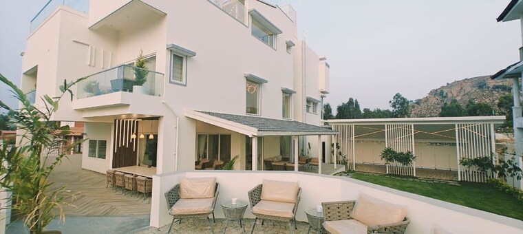 Exterior View, esteem-misty-hills-plots 4 Bedroom 8000 Sq.Ft. Villa In Devanahalli Bangalore 10188538