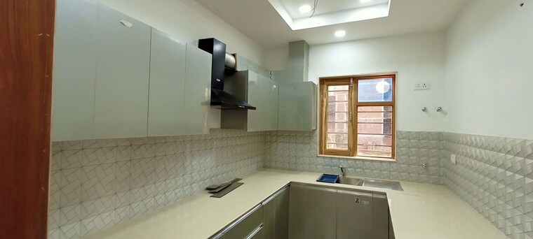 Kitchen, rps-palm-drive 2 Bedroom 125 Sq.Ft. Builder Floor In Sector 88 Faridabad 10188631