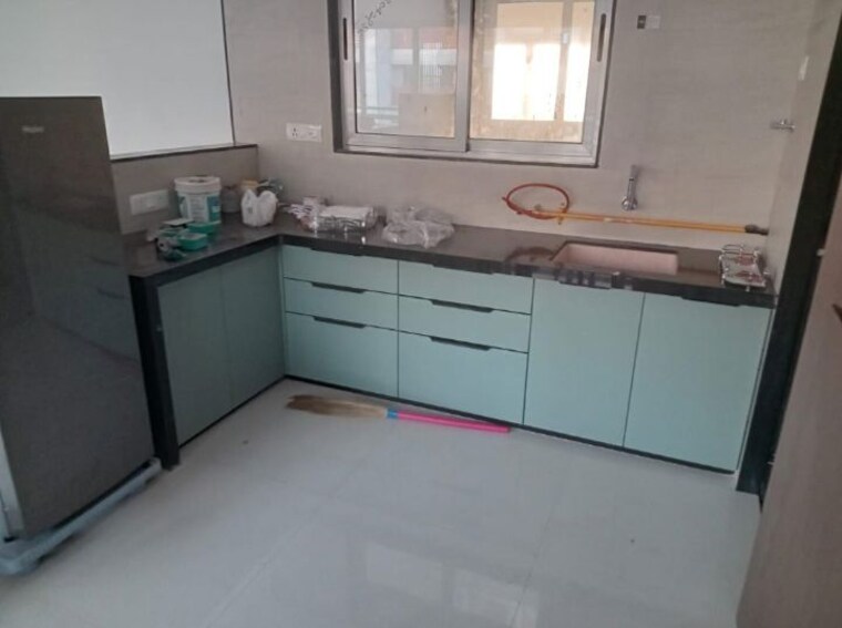 Kitchen, bptp-district-faridabad 3 Bedroom 1673 Sq.Ft. Builder Floor In Sector 81 Faridabad 10188546