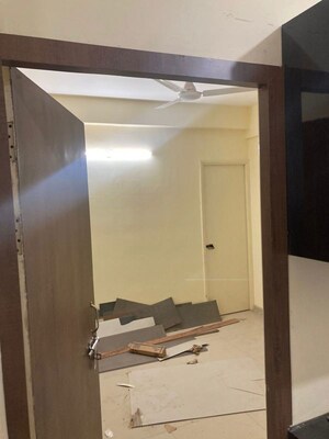 Furnished Amenities in 3 BHK Apartment at Pyramid Altia, Sector 70 – for Rent