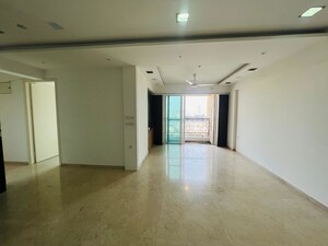 Room in 3 BHK Apartment at Hiranandani Estate Amanda, Ghodbunder Road – for Rent