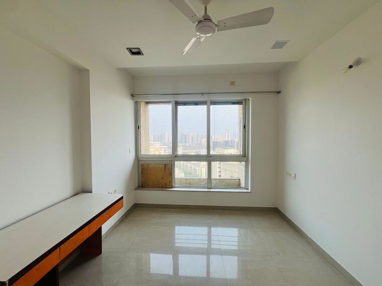 Room, hiranandani-estate-amanda 3 Bedroom 1680 Sq.Ft. Apartment In Ghodbunder Road Thane 10188759