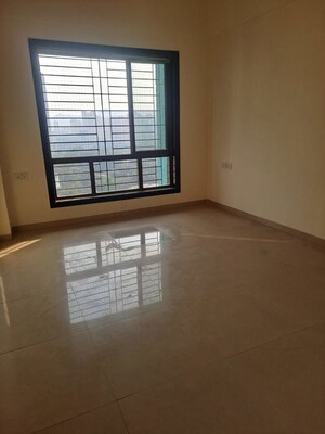 Room in 3 BHK Apartment at Ashar Residency, Pokhran Road No Two – for Rent