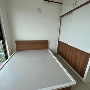 Room in 3 BHK Apartment at Runwal Bliss Wing C, Kanjurmarg East – for Rent