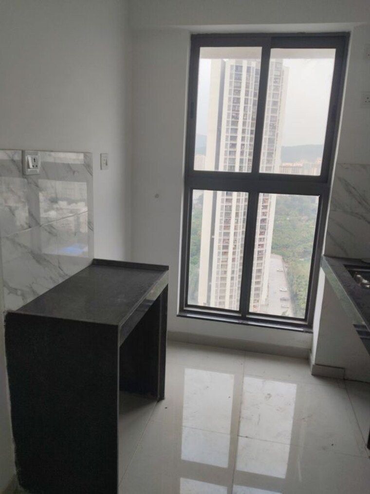 Kitchen, uk-iridium 1 Bedroom 410 Sq.Ft. Apartment In Kandivali East Mumbai 10188898