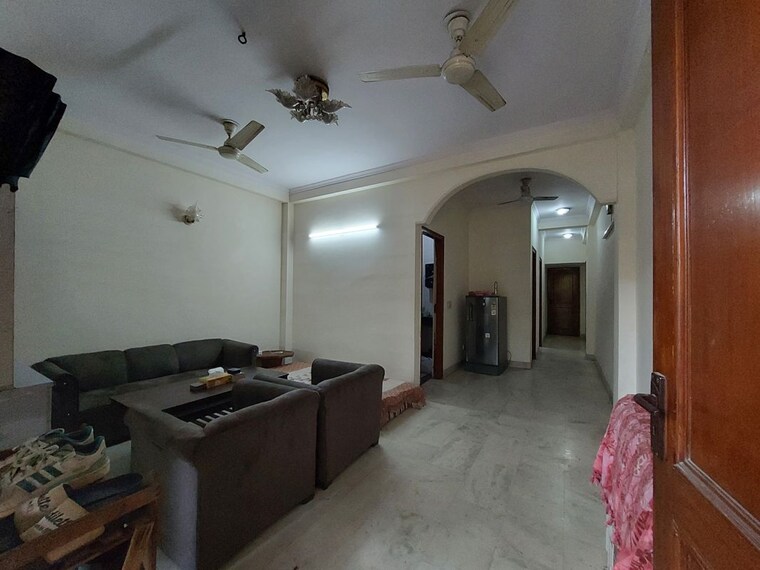 Bedroom, malviya nagar 2 Bedroom 100 Sq.Yd. Builder Floor In Malviya Nagar Delhi 10188931
