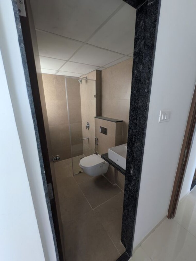 Bathroom, runwal-the-central-park 2 Bedroom 700 Sq.Ft. Apartment In Chinchwad Pune 10188943
