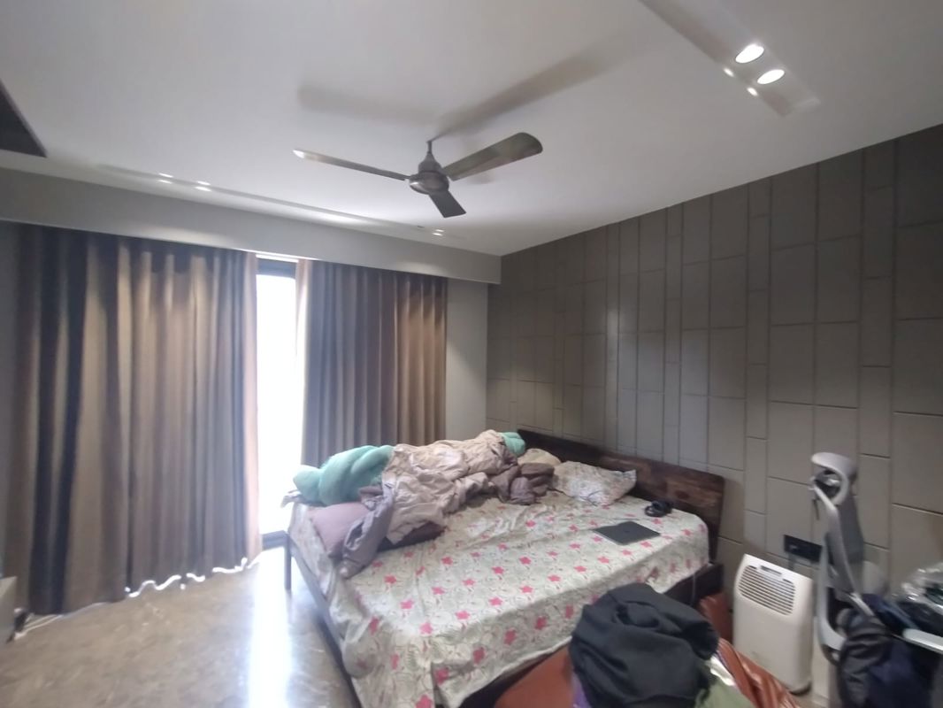 4 BHK + Pooja Room,Servant Room Builder Floor For Sale in DLF City Phase 3