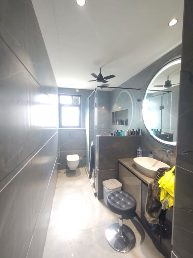 Team Area, dlf city phase 3 4 Bedroom 3600 Sq.Ft. Builder Floor In Dlf City Phase 3 Gurgaon 10188966