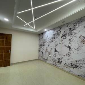 Room in 3 BHK Builder Floor at Sector 49 – for Sale