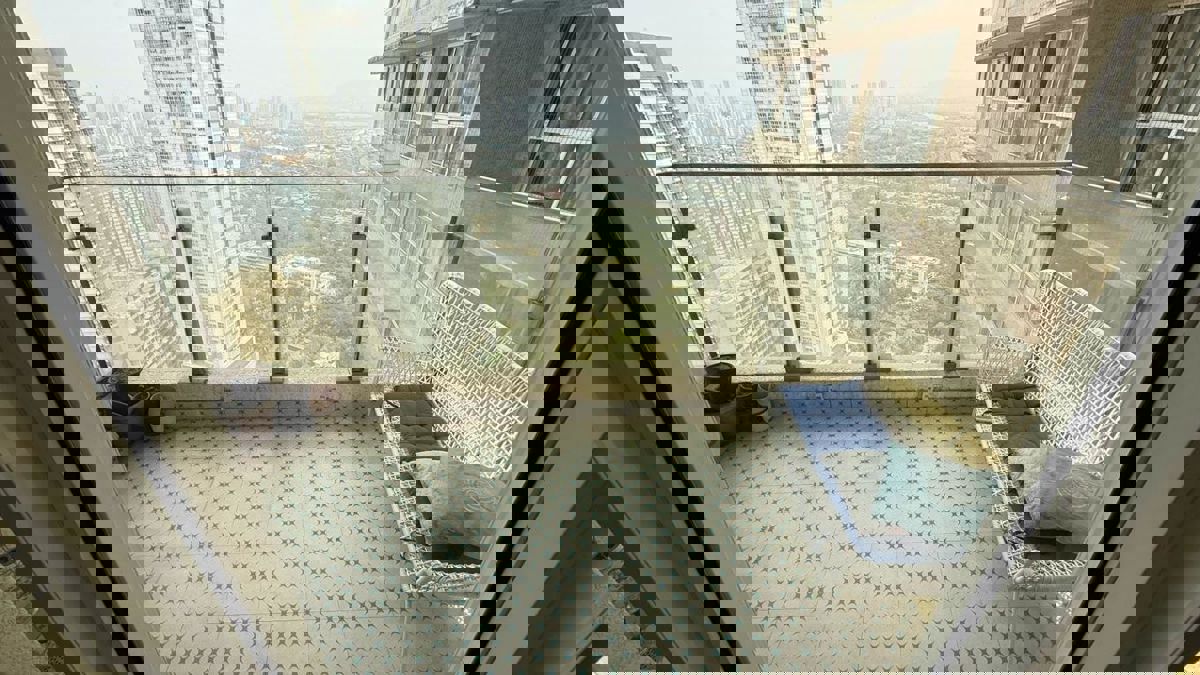 2 BHK 1100 Sq.Ft. Apartment in L&T Crescent Bay T2