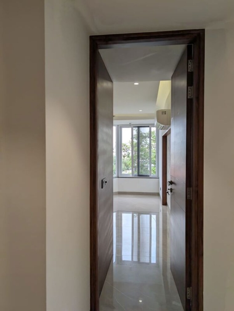 Room, mayur vihar 3.5 Bedroom 1450 Sq.Ft. Apartment In Mayur Vihar Delhi 10188985
