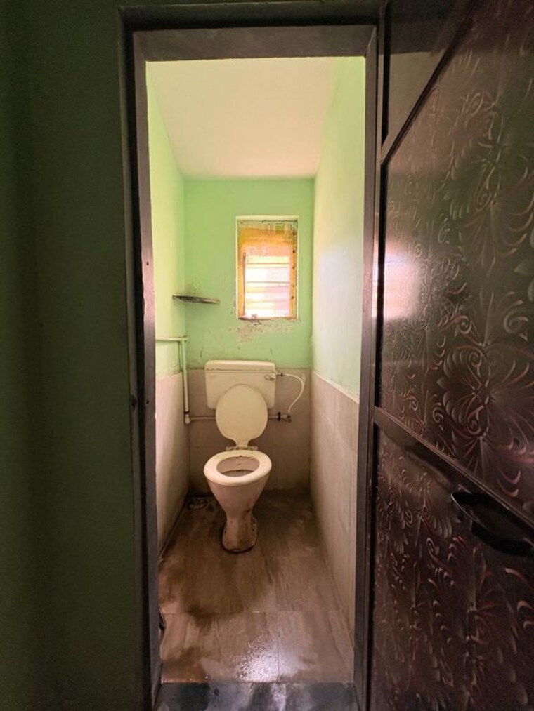 Bathroom, jay-aaradhana-chs 1 Bedroom 650 Sq.Ft. Apartment In Dombivli West Thane 10188996