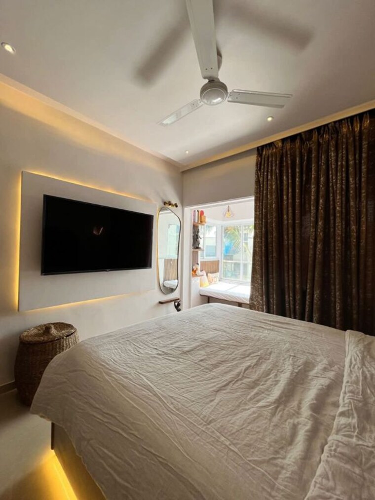 Bedroom, khar west 3 Bedroom 1000 Sq.Ft. Apartment In Khar West Mumbai 10187888