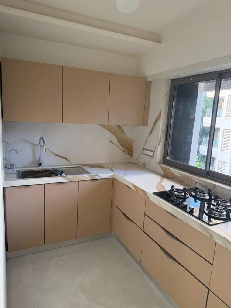 Kitchen, khar west 3 Bedroom 1000 Sq.Ft. Apartment In Khar West Mumbai 10187888