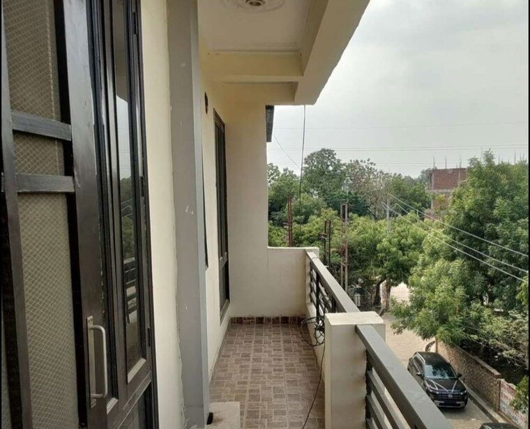 Balcony, gomti nagar 3 Bedroom 1806 Sq.Ft. Apartment In Gomti Nagar Lucknow 10189024