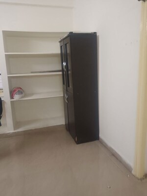 Furnished Amenities in 3 BHK Apartment at Manikonda – for Rent