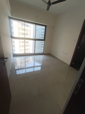 Master Bedroom in 2.5 BHK Apartment at Sheth Auris Bliss, Malad West – for Rent