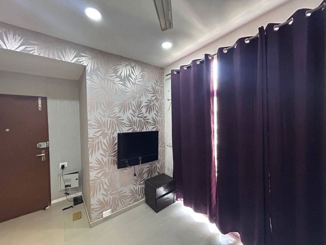 3 BHK Apartment For Rent in Mahagun My Woods