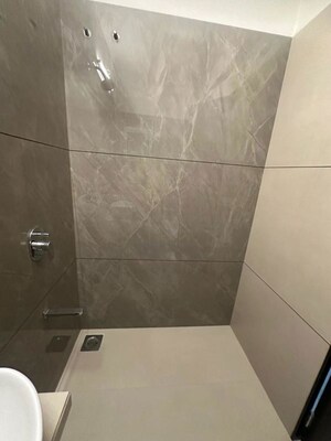 Furnished Amenities in 2 BHK Apartment at Bhagwati Eminence, Nerul – for Rent