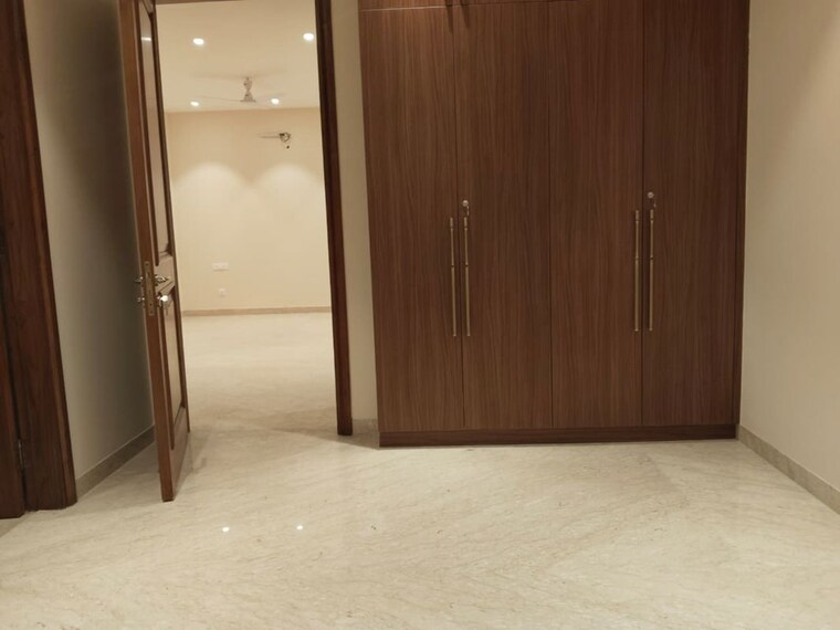 Room, greater kailash ii 4 Bedroom 3600 Sq.Ft. Builder Floor In Greater Kailash ii Delhi 10189069