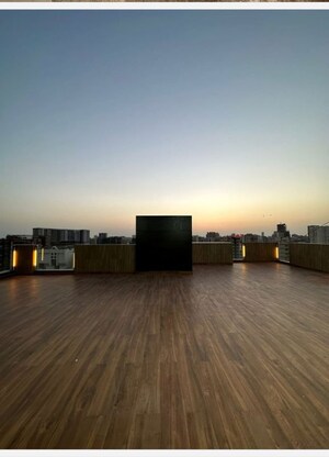 Swimming Pool in 4 BHK Apartment at Andheri Heights, Andheri East – for Sale