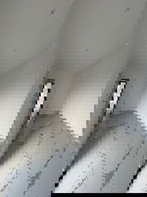 2 BHK + Servant Room Apartment For Rent in Eisha Bella Vista