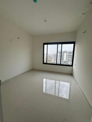 Room in 2 BHK Apartment at Kumar Palmsprings, Undri – for Rent