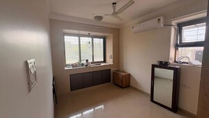 Room in 2 BHK Apartment at Chembur – for Rent