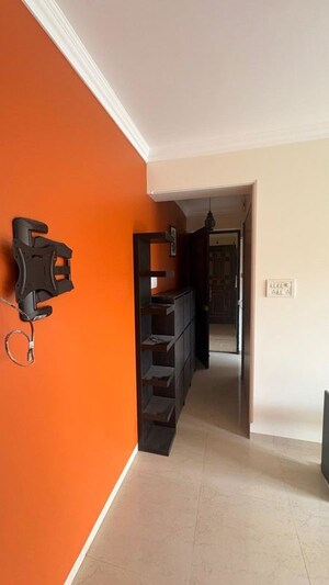 Furnished Amenities in 2 BHK Apartment at Chembur – for Rent