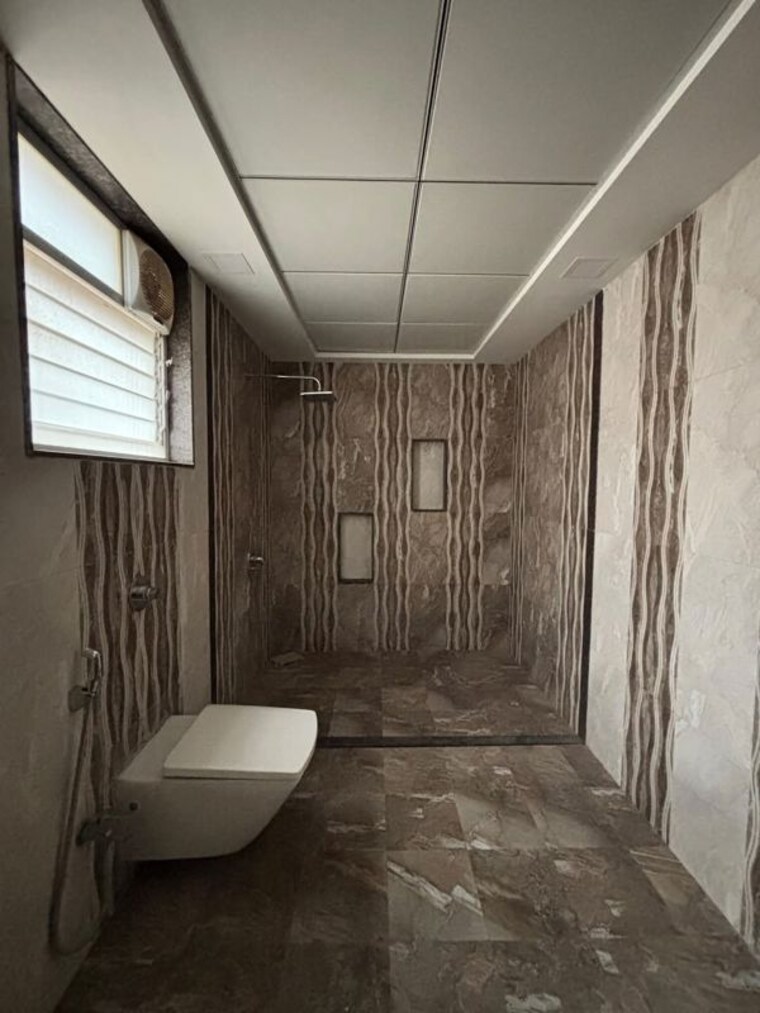 Bathroom, purple-cloud-9 5 Bedroom 7500 Sq.Ft. Apartment In Nibm Annexe Pune 9062159