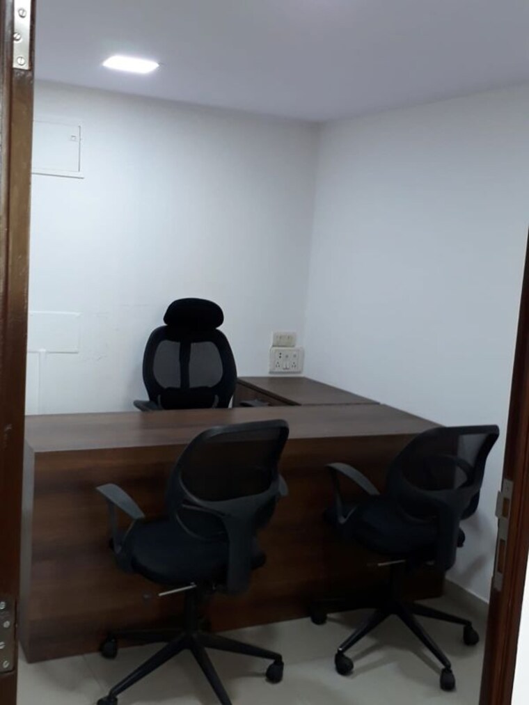 Team Area, fairlink-center Commercial Office Space 900 Sq.Ft. In Andheri West Mumbai 10189108