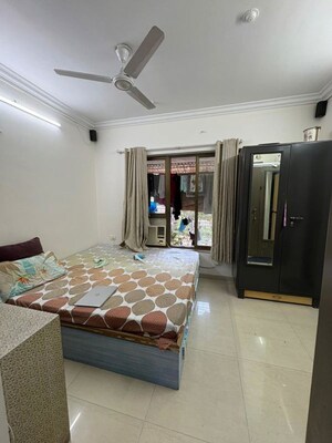Bedroom in 2 BHK Apartment at Chembur – for Rent