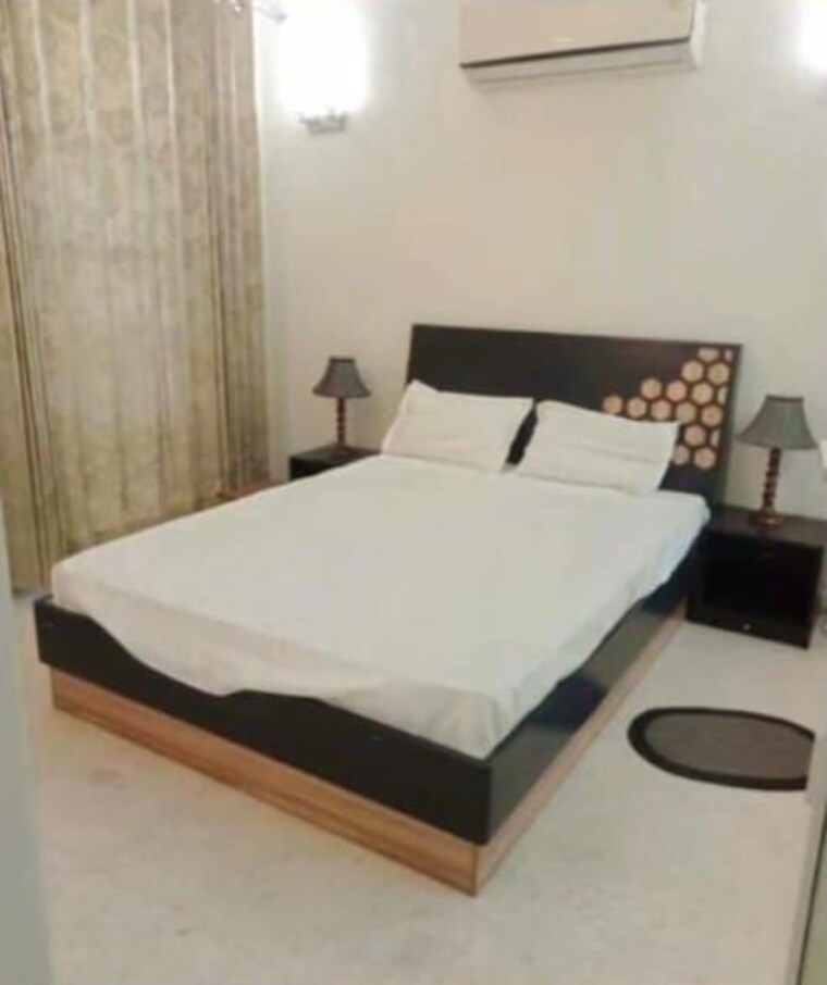 Bedroom, unitech-south-city-ii 3 Bedroom 1500 Sq.Ft. Builder Floor In Sector 50 Gurgaon 10189116