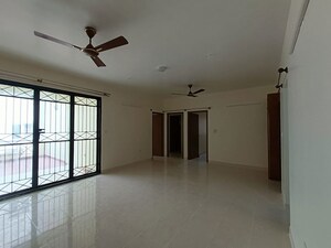 Room in 3 BHK Apartment at Klassik Nest, Hsr Layout – for Rent
