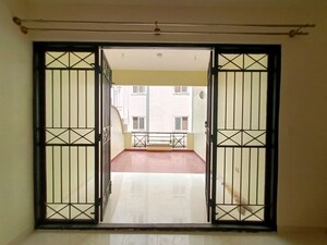 Room in 3 BHK Apartment at Klassik Nest, Hsr Layout – for Rent